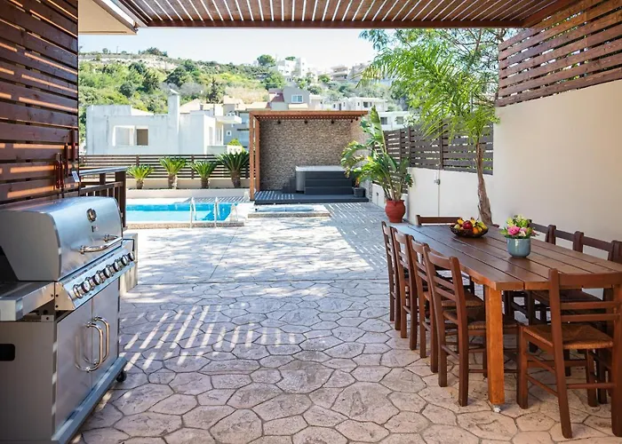 Maria\'S Luxurious Villa In Koskinou