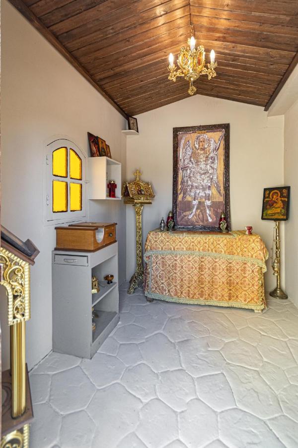 Maria's Luxurious In Koskinou