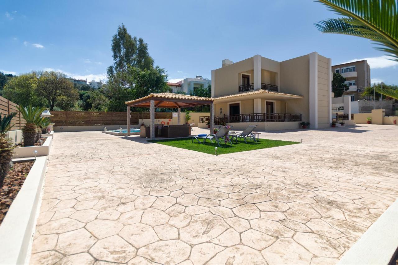 Villa Maria's Luxurious In Koskinou *