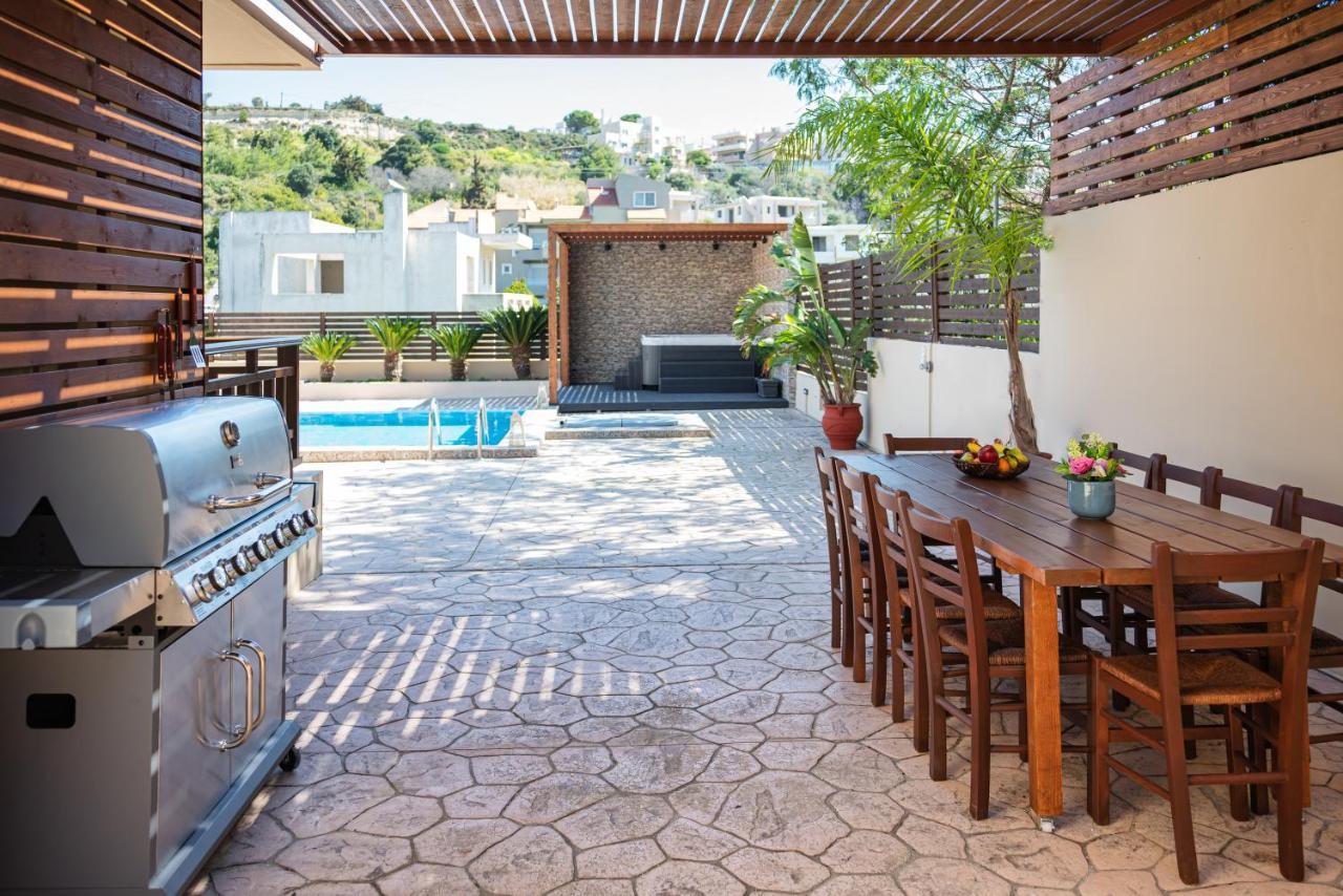 Villa Maria's Luxurious In Koskinou